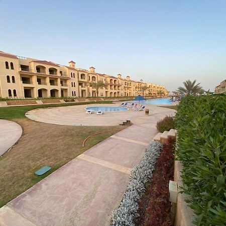 Hotel Laserina Palm Beach For Families Only Ground Floor With Big Garden Please Note That There Is Entrance Extra Fees 250 Le Per Adult Ain Sukhna Esterno foto