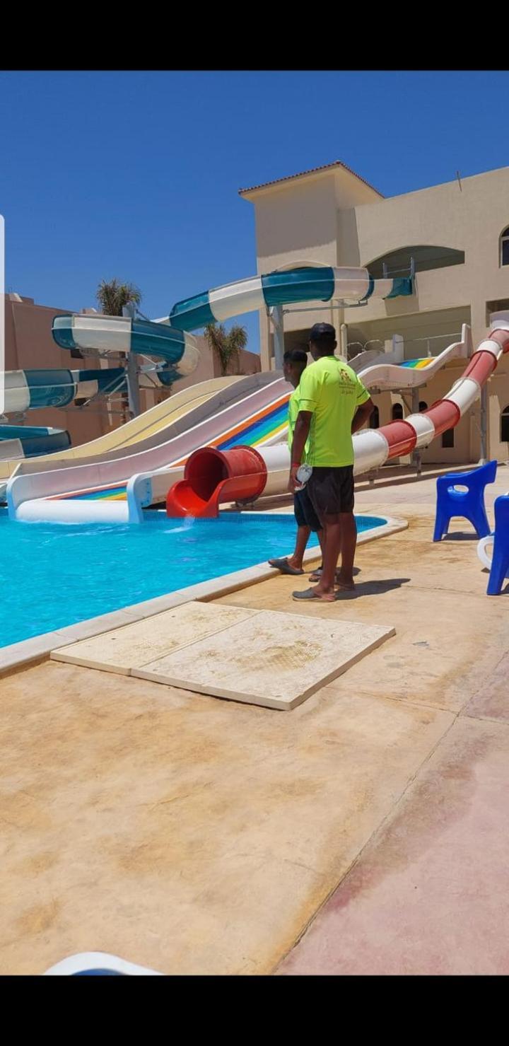 Hotel Laserina Palm Beach For Families Only Ground Floor With Big Garden Please Note That There Is Entrance Extra Fees 250 Le Per Adult Ain Sukhna Esterno foto