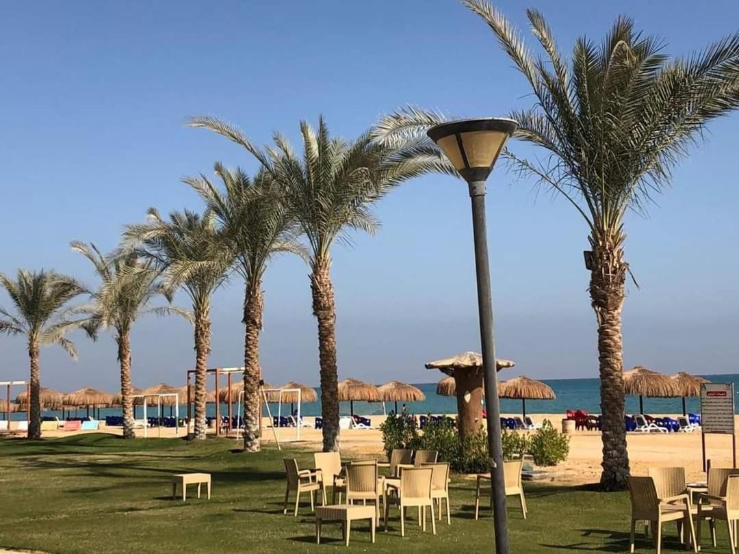 Hotel Laserina Palm Beach For Families Only Ground Floor With Big Garden Please Note That There Is Entrance Extra Fees 250 Le Per Adult Ain Sukhna Esterno foto