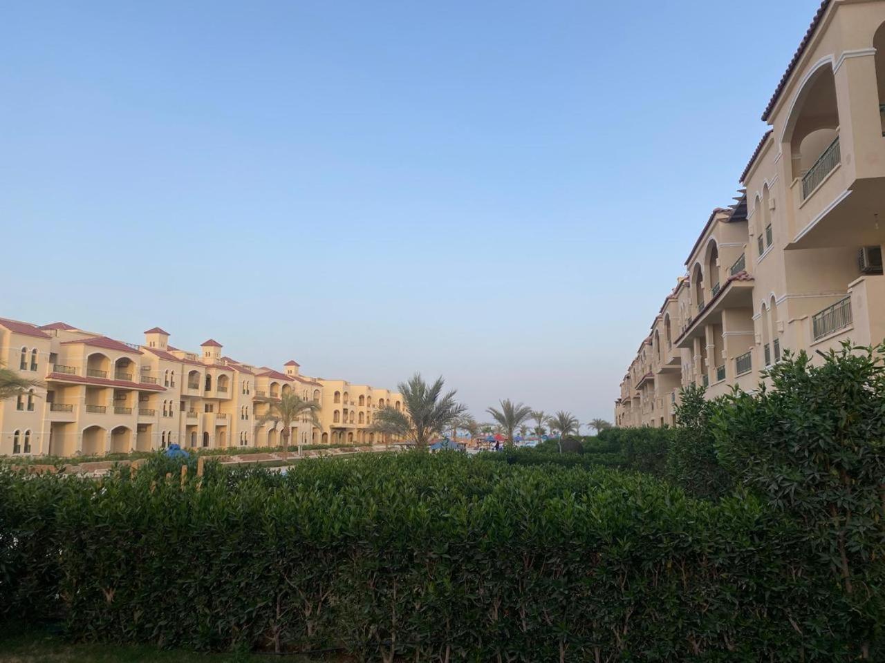 Hotel Laserina Palm Beach For Families Only Ground Floor With Big Garden Please Note That There Is Entrance Extra Fees 250 Le Per Adult Ain Sukhna Esterno foto